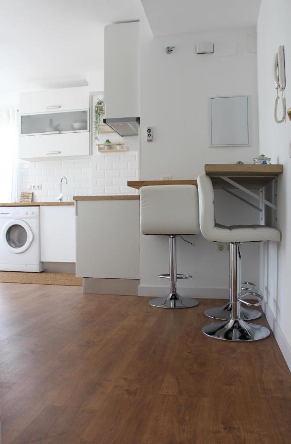 Beautiful Brand New 2 Bedroom Flat With Terrace Malaga Exterior photo